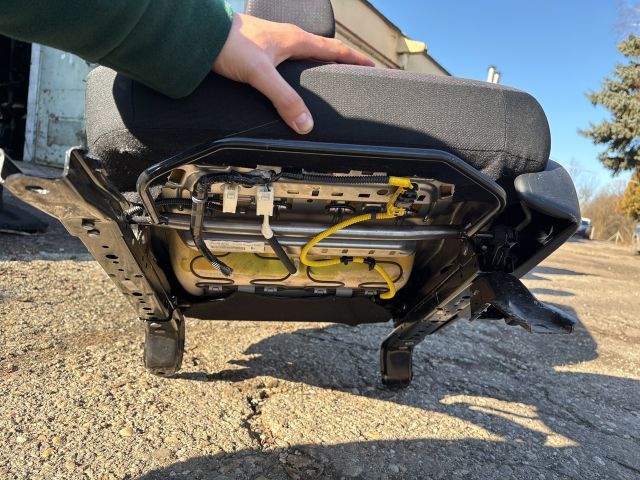 bontott HONDA JAZZ Bal első Ülés