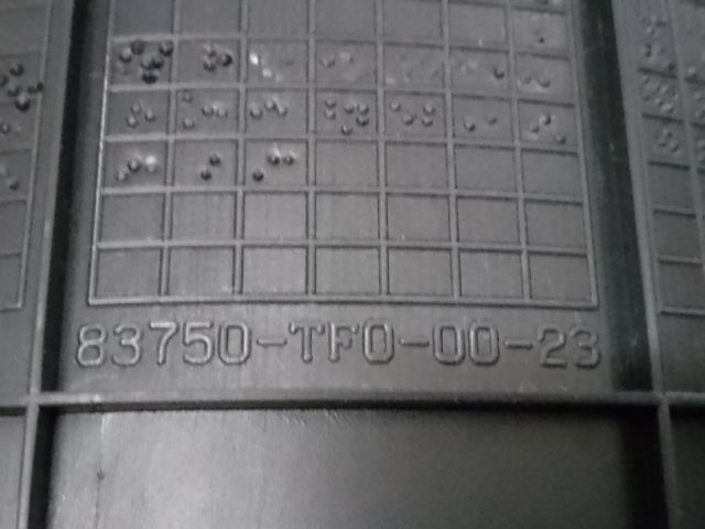 bontott HONDA JAZZ Bal hátsó Ajtó Kárpit