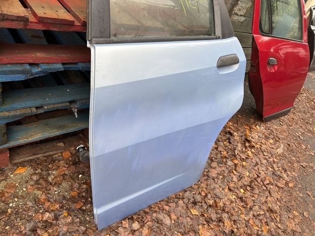 bontott HONDA JAZZ Bal hátsó Ajtó (Részeivel)