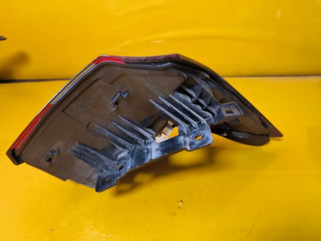 bontott HONDA JAZZ Bal Hátsó Lámpa