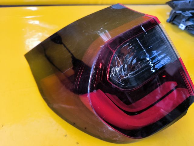 bontott HONDA JAZZ Bal Hátsó Lámpa