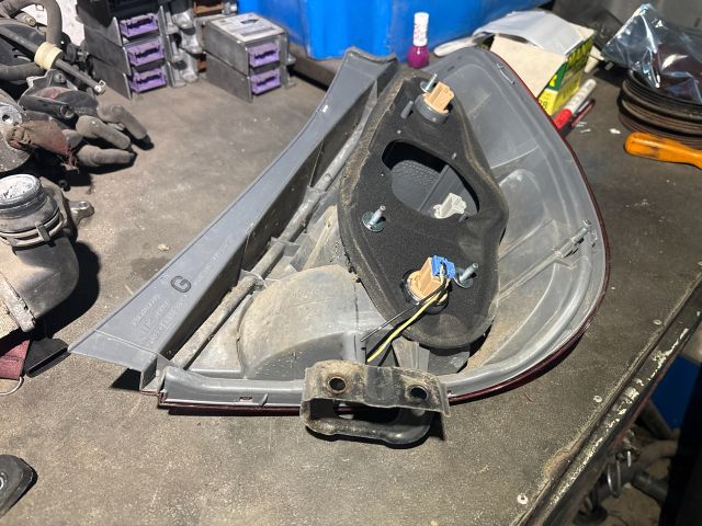 bontott HONDA JAZZ Bal Hátsó Lámpa