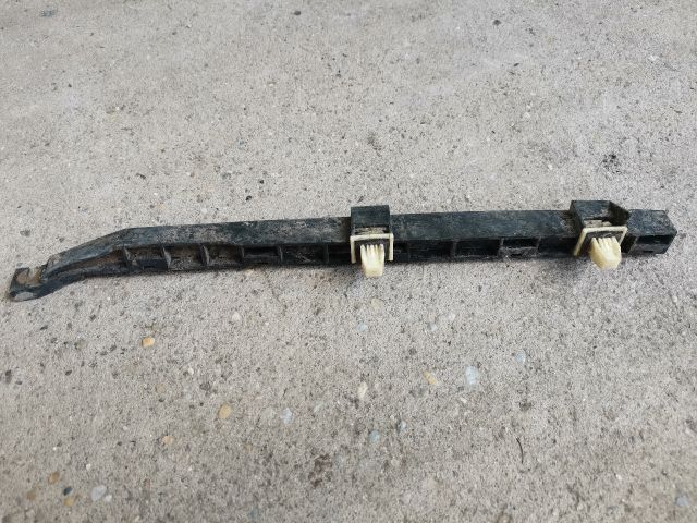 bontott HONDA JAZZ Bal hátsó Lökhárító Tartó (Műanyag)