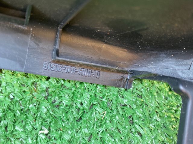 bontott HONDA JAZZ Bal hátsó Ülés melletti Kárpit