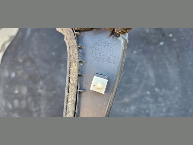 bontott HONDA JAZZ Bal Szélvédő Alatti Vízelvezető Műanyag