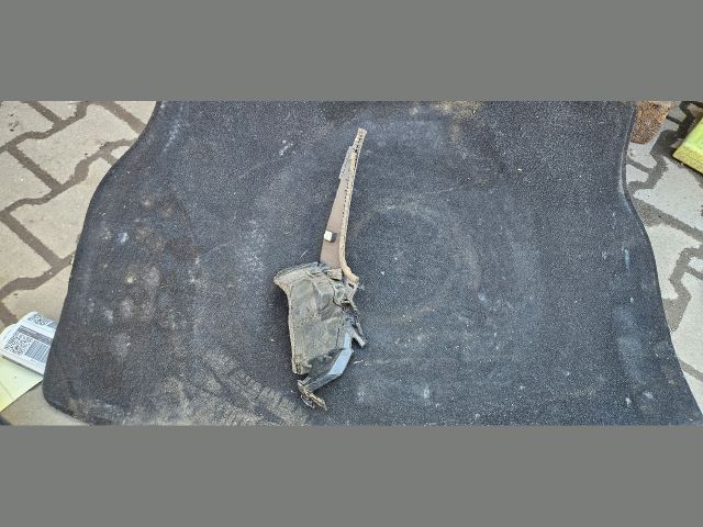 bontott HONDA JAZZ Bal Szélvédő Alatti Vízelvezető Műanyag