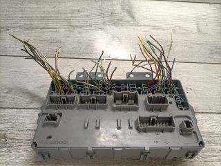 bontott HONDA JAZZ Biztosítéktábla Utastér