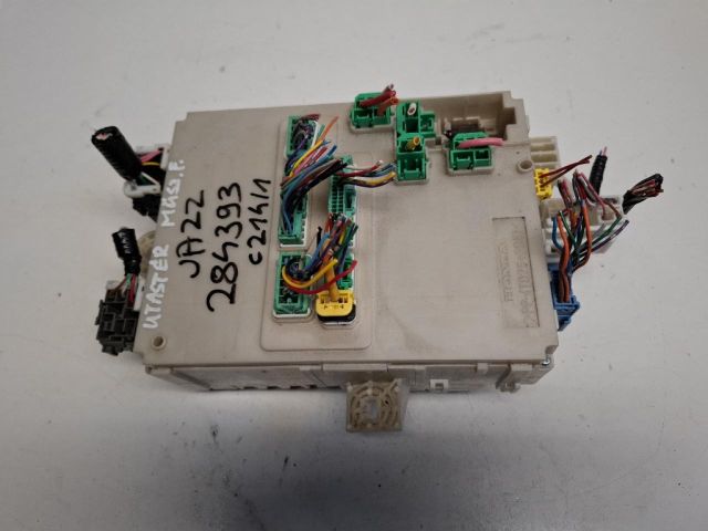 bontott HONDA JAZZ Biztosítéktábla Utastér