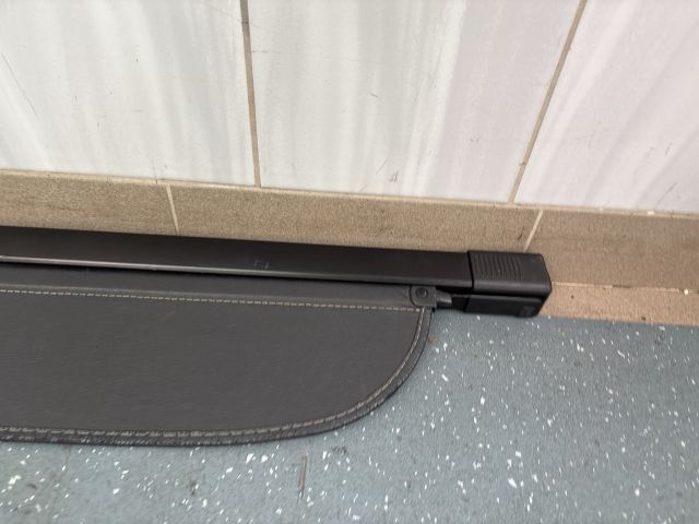 bontott HONDA JAZZ Csomagtér Roló