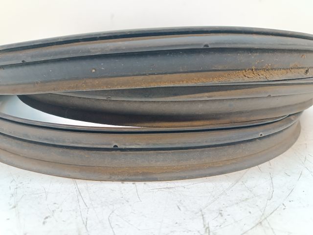 bontott HONDA JAZZ Csomagtérajtó Gumikéder