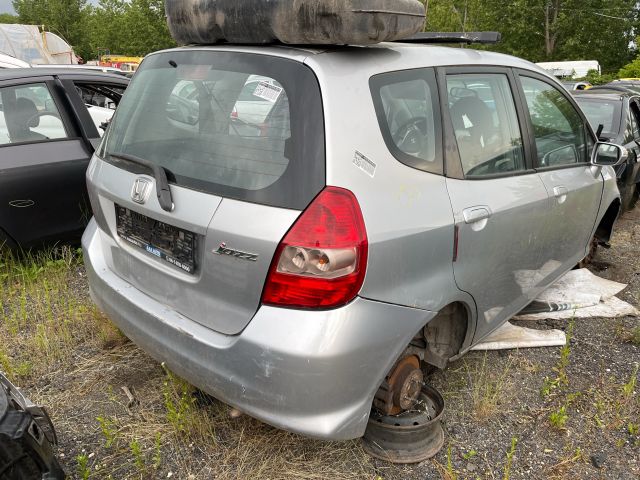 bontott HONDA JAZZ Csomagtérajtó Zárszerkezet