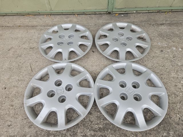 bontott HONDA JAZZ Dísztárcsa Szett