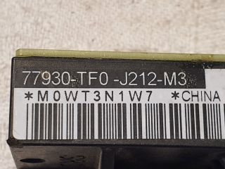 bontott HONDA JAZZ Első Középső Ütközés Érzékelő (Homlokfalon)