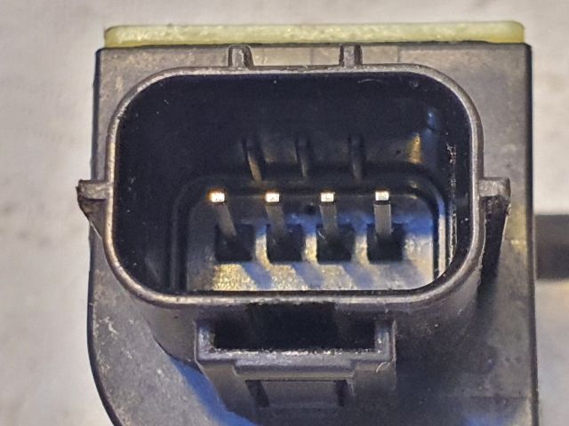 bontott HONDA JAZZ Első Középső Ütközés Érzékelő (Homlokfalon)