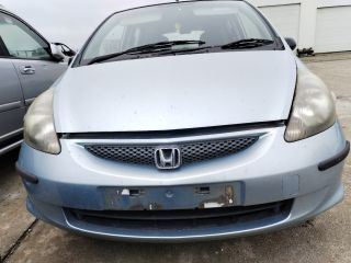 bontott HONDA JAZZ Első Lökhárító (Részeivel)