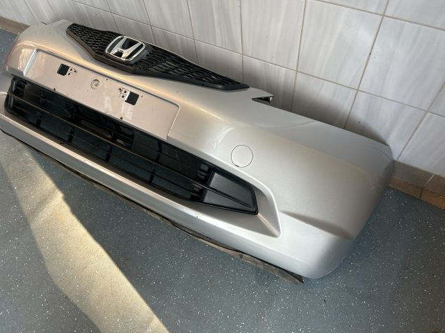 bontott HONDA JAZZ Első Lökhárító (Részeivel)