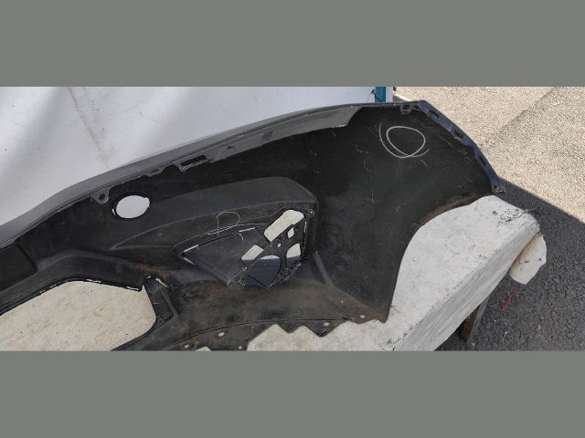 bontott HONDA JAZZ Első Lökhárító (Üresen)