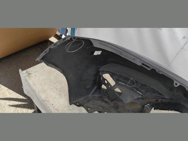 bontott HONDA JAZZ Első Lökhárító (Üresen)