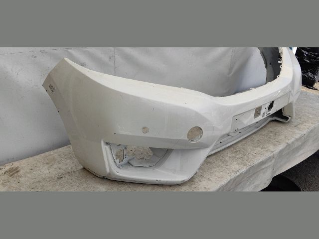 bontott HONDA JAZZ Első Lökhárító (Üresen)