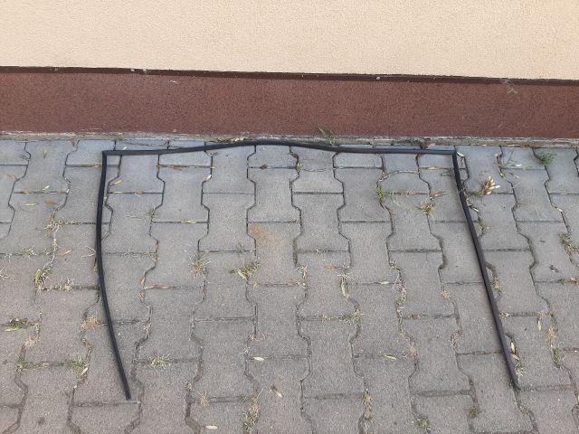 bontott HONDA JAZZ Első Szélvédő Felső Díszléc