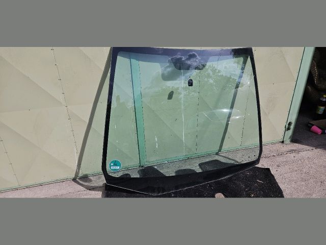 bontott HONDA JAZZ Első Szélvédő