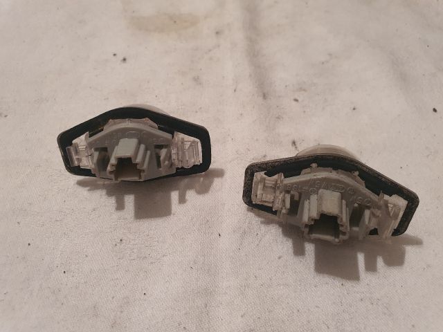 bontott HONDA JAZZ Hátsó Rendszámtábla Világítás