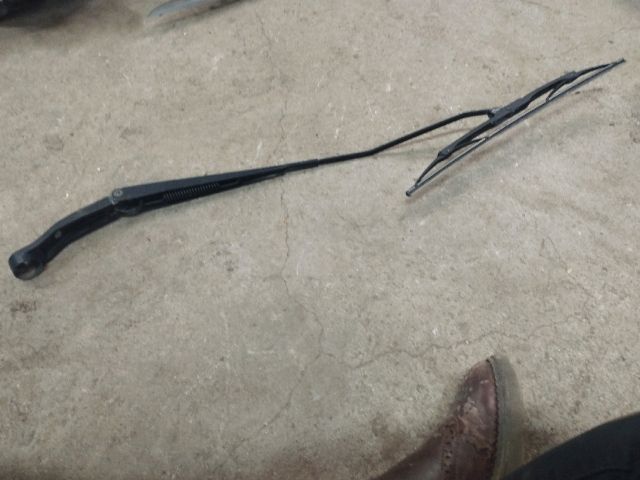 bontott HONDA JAZZ Jobb első Ablaktörlő Kar