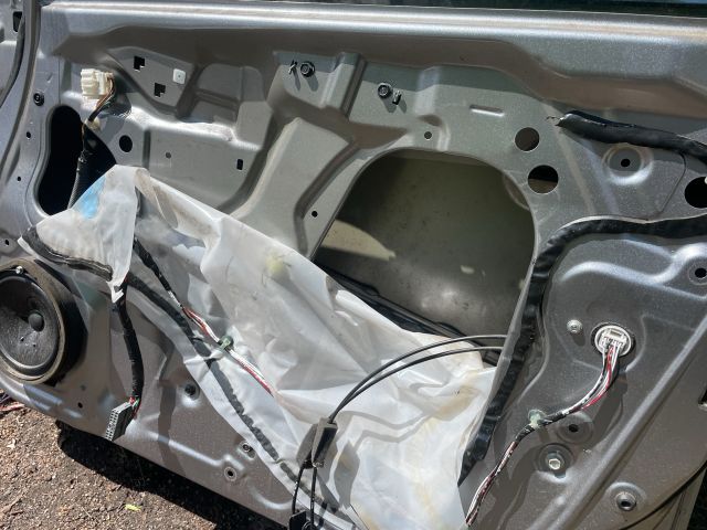 bontott HONDA JAZZ Jobb első Ajtó (Részeivel)