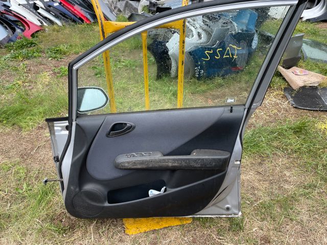 bontott HONDA JAZZ Jobb első Ajtó (Részeivel)