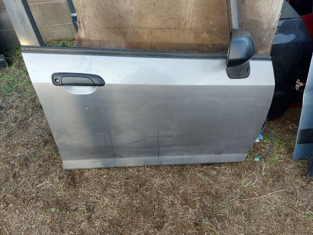 bontott HONDA JAZZ Jobb első Ajtó (Részeivel)