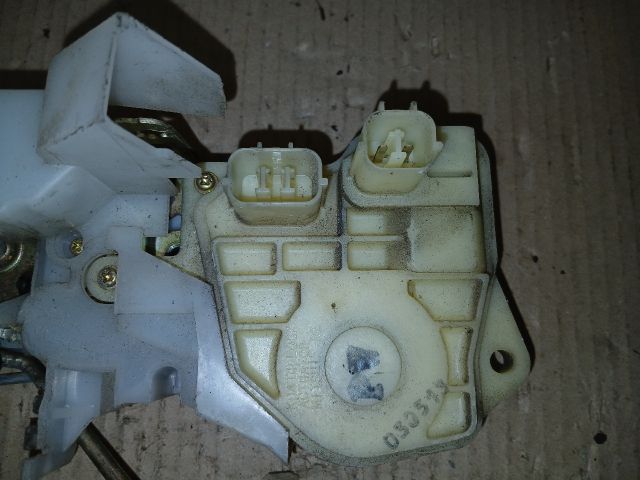 bontott HONDA JAZZ Jobb első Ajtózár