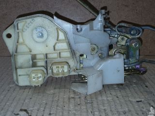 bontott HONDA JAZZ Jobb első Ajtózár