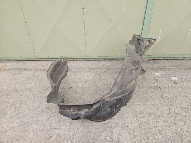 bontott HONDA JAZZ Jobb első Dobbetét (Kerékjárati, Műanyag)