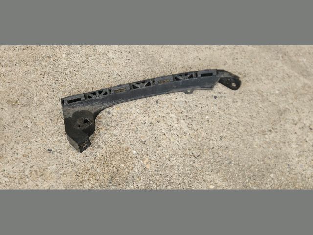 bontott HONDA JAZZ Jobb első Lökhárító Tartó (Műanyag)