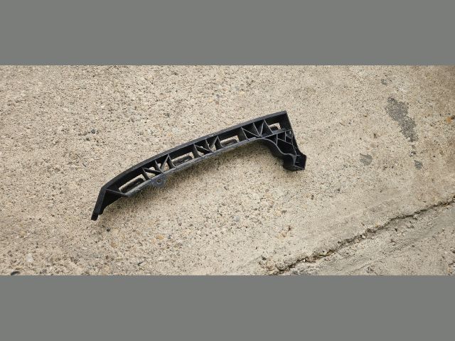 bontott HONDA JAZZ Jobb első Lökhárító Tartó (Műanyag)