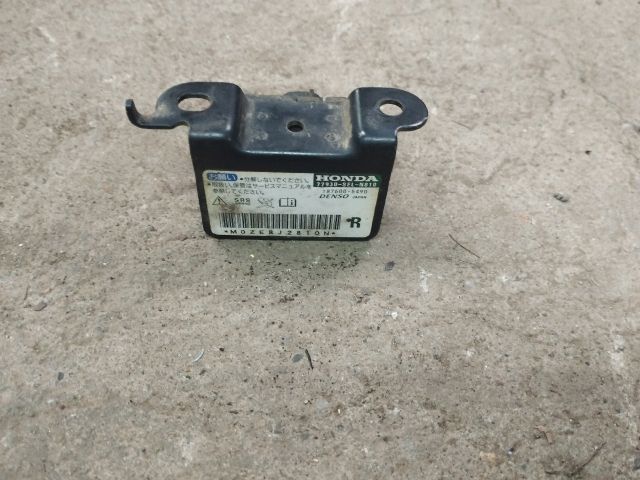 bontott HONDA JAZZ Jobb első Oldal Ütközés Érzékelő