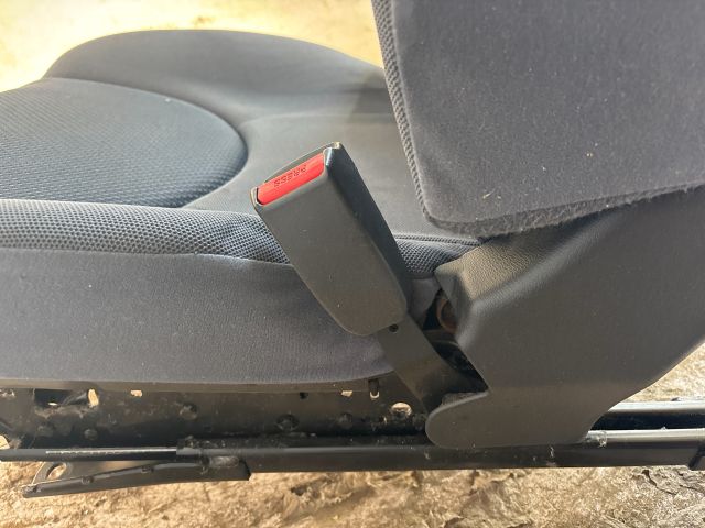 bontott HONDA JAZZ Jobb első Ülés