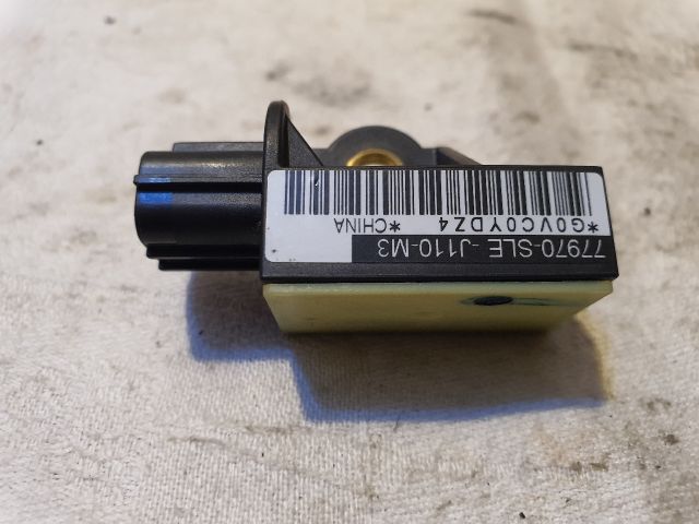 bontott HONDA JAZZ Jobb első Ütközés Érzékelő (Homlokfalon)