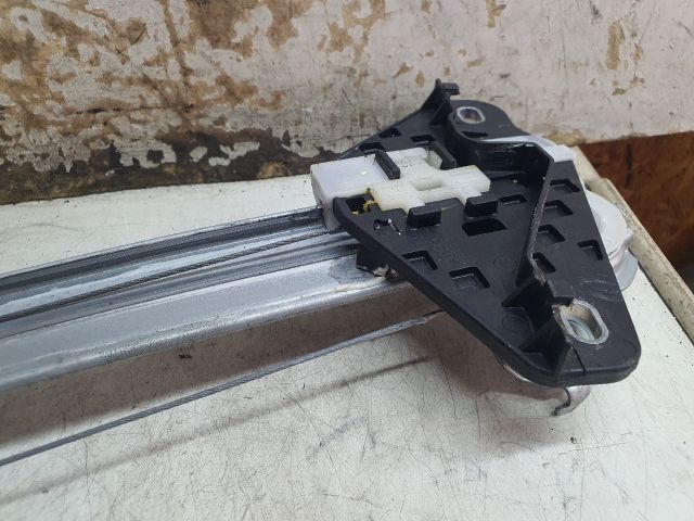 bontott HONDA JAZZ Jobb hátsó Ablakemelő Szerkezet (Elektromos)