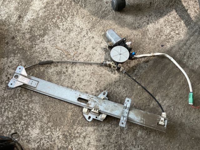 bontott HONDA JAZZ Jobb hátsó Ablakemelő Szerkezet (Elektromos)