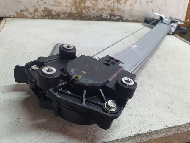 bontott HONDA JAZZ Jobb hátsó Ablakemelő Szerkezet (Elektromos)