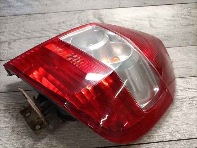 bontott HONDA JAZZ Jobb Hátsó Lámpa