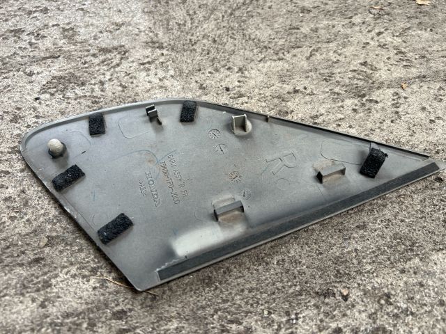 bontott HONDA JAZZ Jobb Visszapillantó Tükör Előtti Burkolat