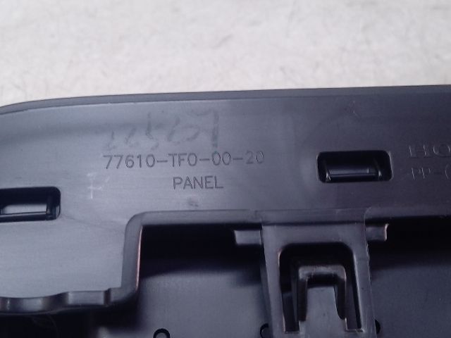 bontott HONDA JAZZ Középső Szellőző