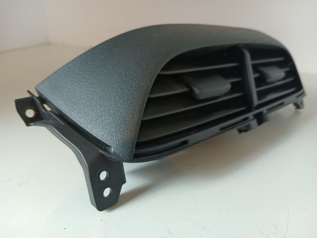bontott HONDA JAZZ Középső Szellőző
