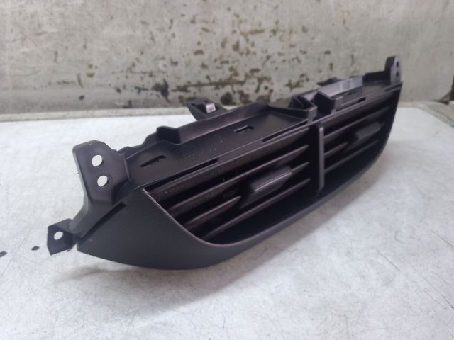 bontott HONDA JAZZ Középső Szellőző