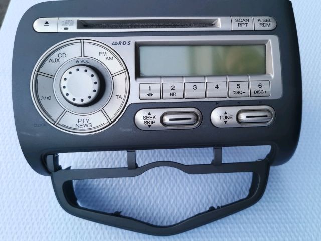 bontott HONDA JAZZ Rádió / CD