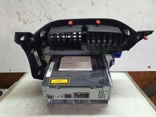 bontott HONDA JAZZ Rádió / CD