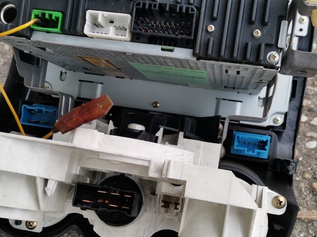 bontott HONDA JAZZ Rádió / CD