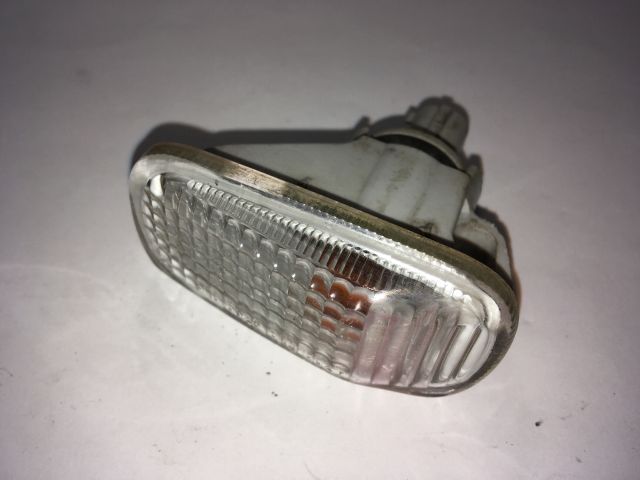 bontott HONDA JAZZ Sárvédő Irányjelző (Pozíciófüggetlen)